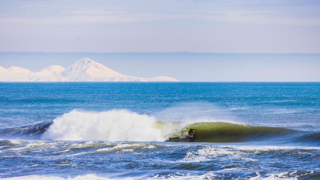 Corners of the Earth Kamchatka le teaser enfin dispo ! Surf Session