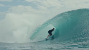 Ian Crane, le freesurfeur qui veut nous retourner la tête