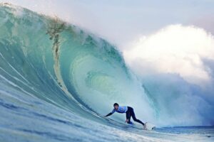 Quik Pro France : Dane Reynolds élimine Mick Fanning