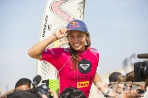 Sally Fitzgibbons remporte le Roxy Pro France 2013