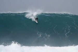 Le clip du week-end&nbsp;: &lsquo;Black Friday&rsquo;, Banzai Pipeline