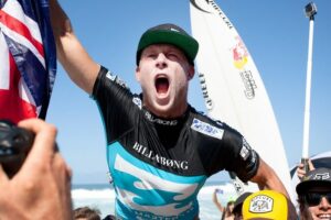 Mick Fanning remporte le titre mondial ASP