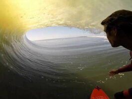 Le (nouveau) meilleur clip surf Go Pro ?