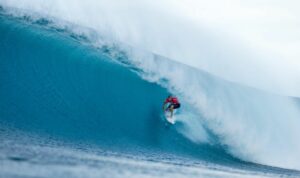 Pipe Masters : Slater au round 2, Medina et Fanning gagnent