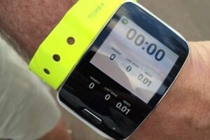 World Tour : les surfeurs connectés pendant leurs séries