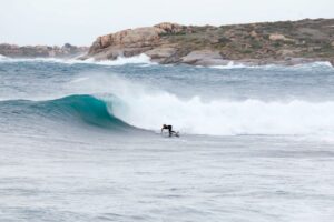 Méditerranée : le bonheur au bout du chemin