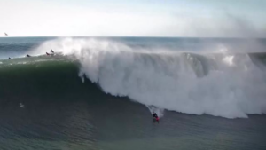 Mavericks : le swell des 5 ans vu du ciel