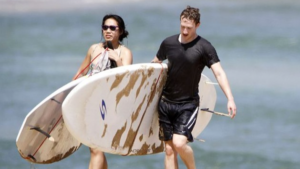 Hawaii : Mark Zuckerberg Vs Kauai