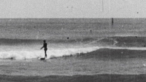 En 1906, le tout premier film de surf