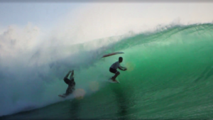 Jeux dangereux à Padang-Padang