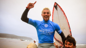 Énorme victoire de Jorgann Couzinet à Pantin !