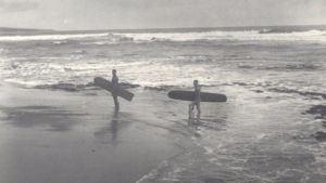 [Best-Of] La plus vieille photo de surf au monde…