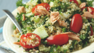 Recette de la semaine : Salade de quinoa, tomates, thon