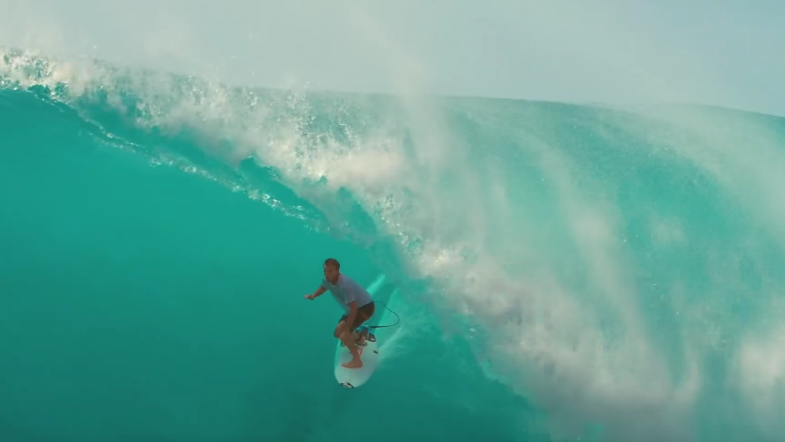 Les 10 meilleures vagues du mois de Juin ! - Surf Session