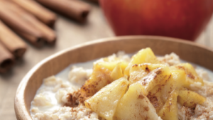 La recette de la semaine : le porridge pomme cannelle