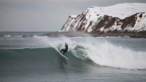 [BEST OF] Nordurland, le dernier film de surf en Arctique