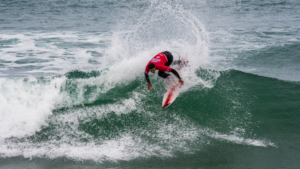 Jorgann Couzinet 3e du Pro Santa Cruz