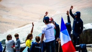 Mondiaux de longboard : la France démarre parfaitement