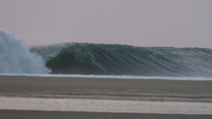 [BEST OF] Probablement le plus gros Skeleton Bay jamais surfé
