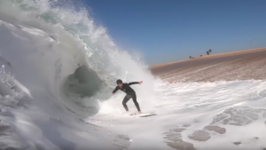 The Wedge : quelques barrels bien sableux pour Mason Ho