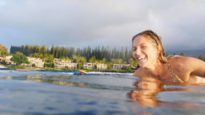 Stephanie Gilmore tout sourire à Maui