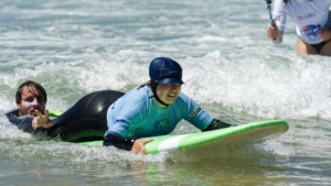 Un retour à l’eau ensoleillé pour l’association See Surf