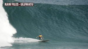 Uluwatu récemment frappé par une houle d’Ouest parfaite