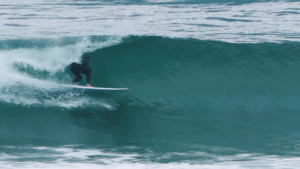 Test de board : Clément Roseyro teste le Mini-Malibu 8’4 Prism Surfboards