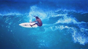 Reno Abellira : la légende du surf est sortie du coma