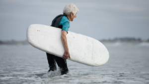 Surfeuse à 92 ans !