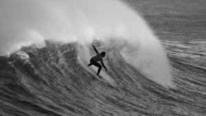 True Wave : un documentaire sur Martin Chouraqui, l’espoir du surf breton