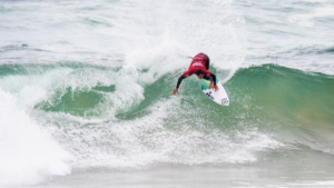 Maxime Huscenot explose le Caparica Surf Fest !
