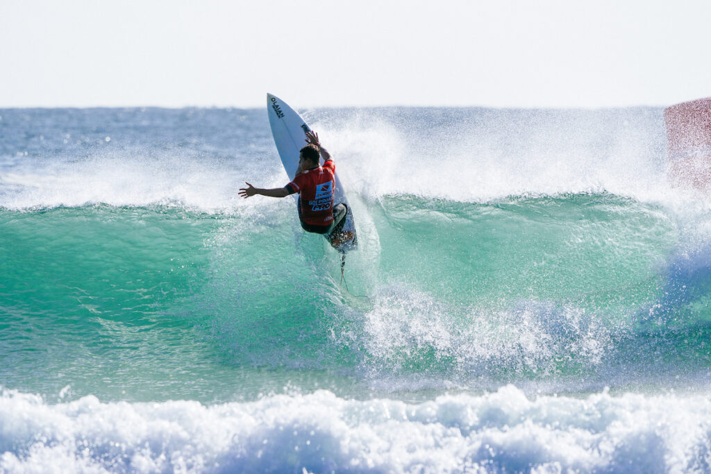 Maxime Huscenot. Boost Mobile Gold Coast Pro ©Andrew Shield/World Surf League)