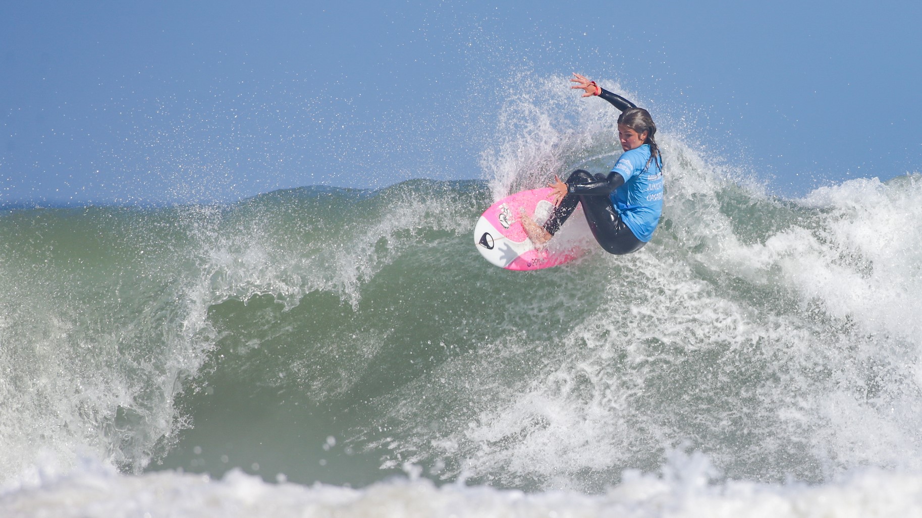French surfers compete on the European junior circuit