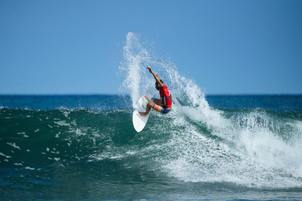 PUNTA ROCA, LA LIBERTAD, EL SALVADOR - JUNE 11: Ian Gentil of Hawaii surfs in Heat 1 of the Quarterfinals at the Surf City El Salvador Pro on June 11, 2023 at Punta Roca, La Libertad, El Salvador. (Photo by Beatriz Ryder/World Surf League)