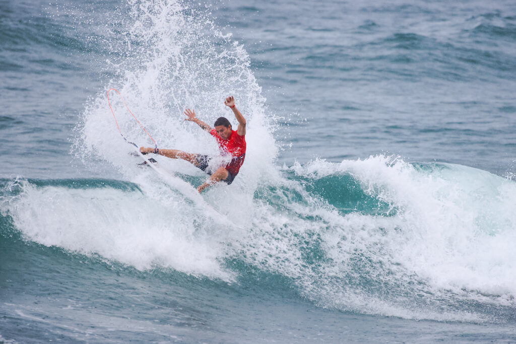 Kyllian Guerrin (Laurent Masurel/World Surf League)