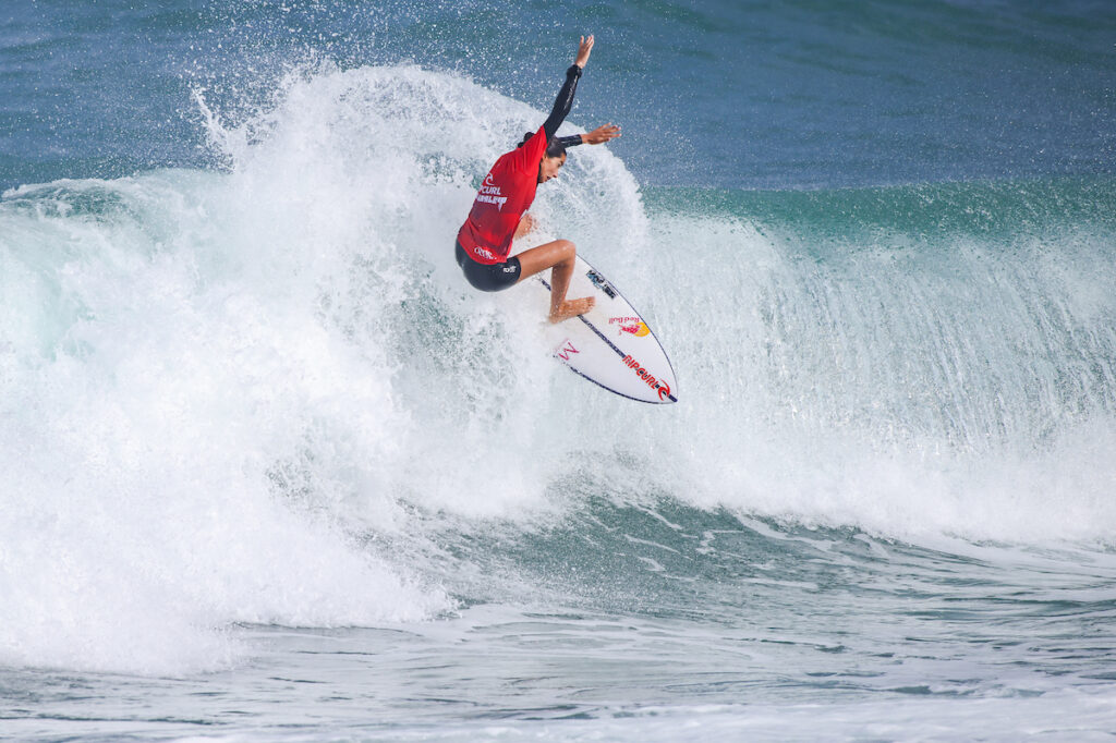 Teresa Bonvalot (Laurent Masurel/World Surf League)