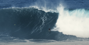 Big wave surfing : Nic Von Rupp score le swell de la décennie à Madère