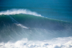 Le TUDOR Nazaré Big Wave Challenge est lancé aujourd’hui !