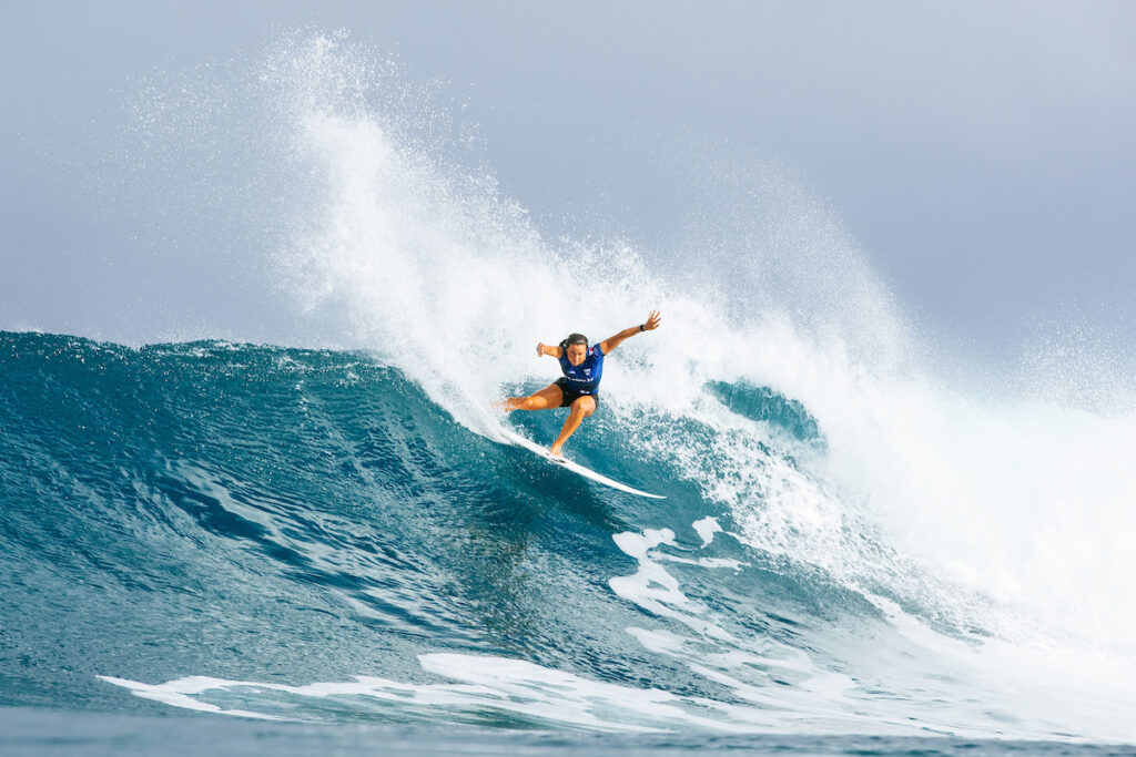 Johanne Defay Hurley Pro Sunset Beach