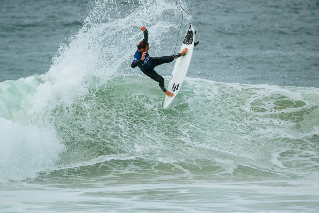 Joan Duru (Damien Poullenot/World Surf League)