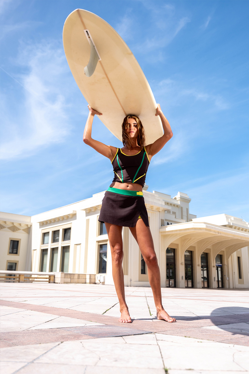 Victoria Vergara signe une collection surf en édition limitée avec Decathlon