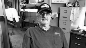 Lance Collins, légende du shape californien, s’est éteint à 81 ans